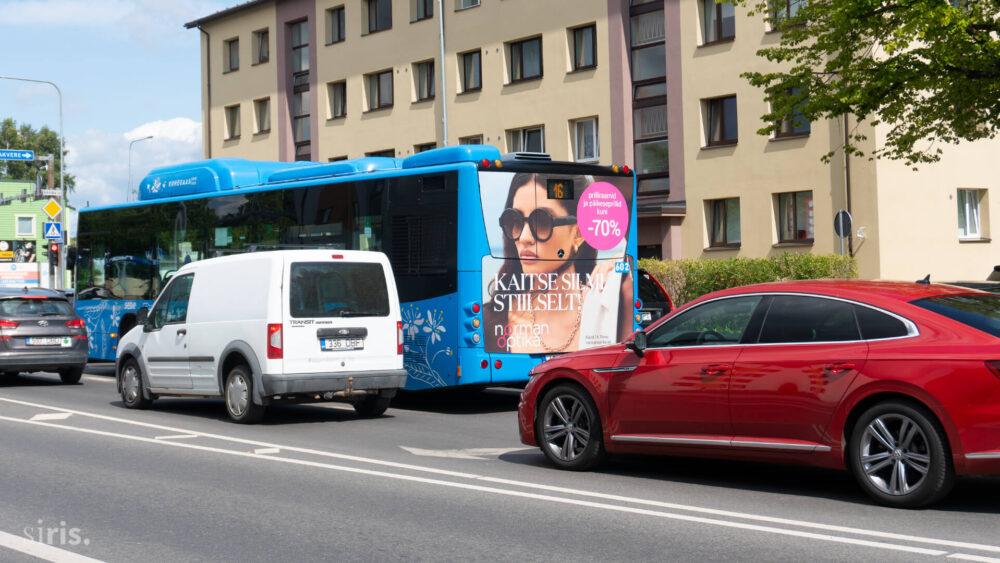 siris-valimeedia-linnaliini-bussid-reklaam